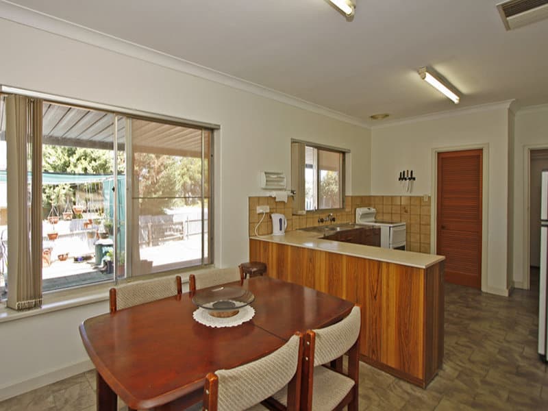 31 Larkdale Crescent, O'Halloran Hill - Thumbnail 8