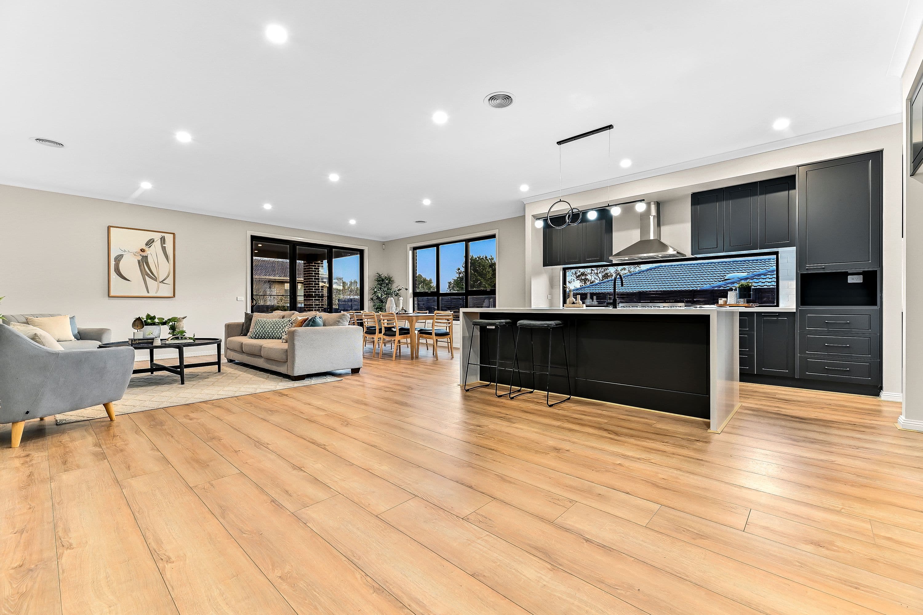 16 Brahmin Avenue, Wheelers Hill VIC 3150, Wheelers Hill - Thumbnail 2