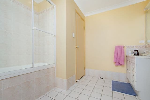 33-35 Burgundy Drive, MORAYFIELD QLD 4506, Morayfield - Thumbnail 7