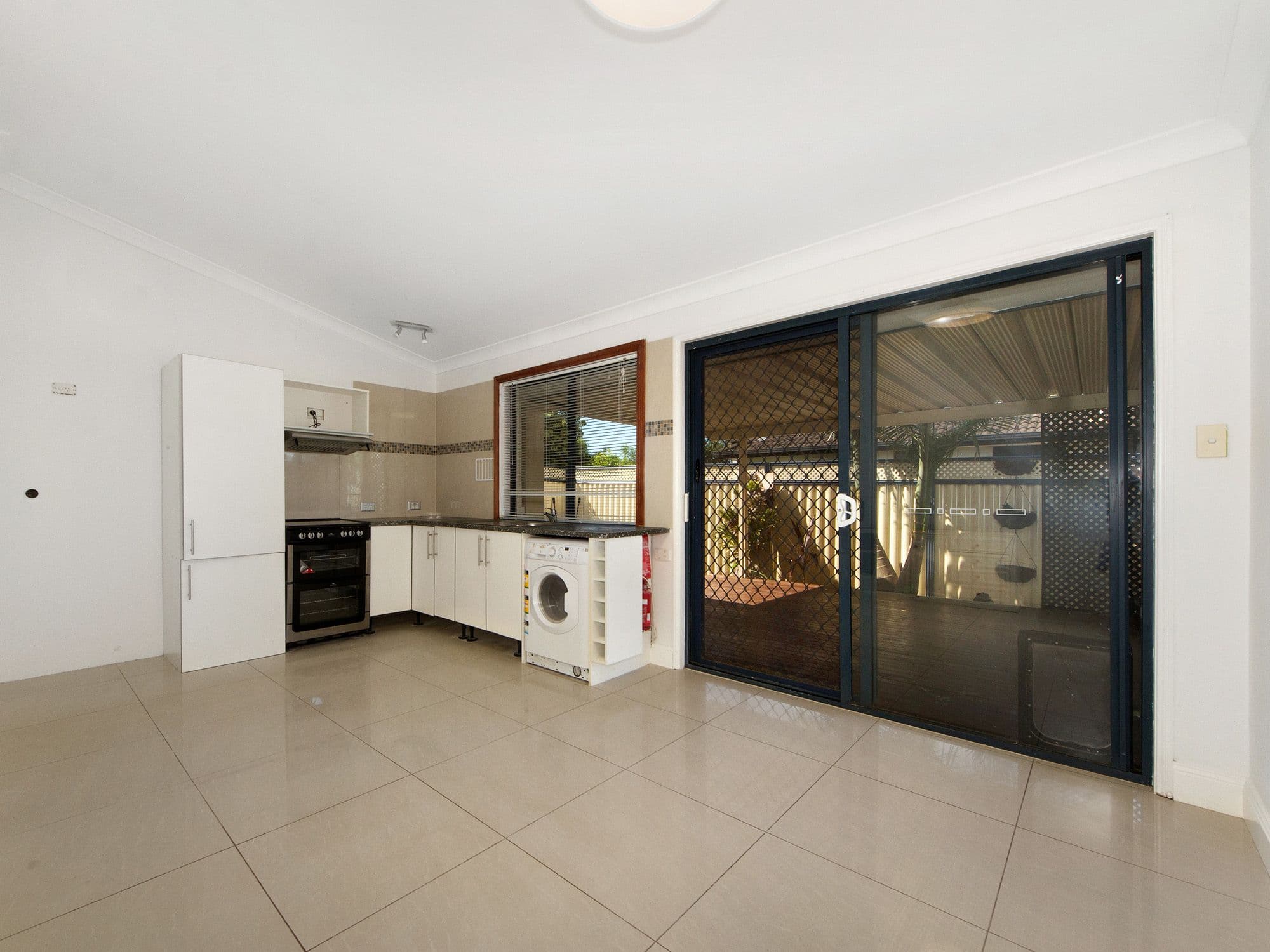 84 Serafina Drive, Helensvale QLD 4212, Helensvale - Thumbnail 5