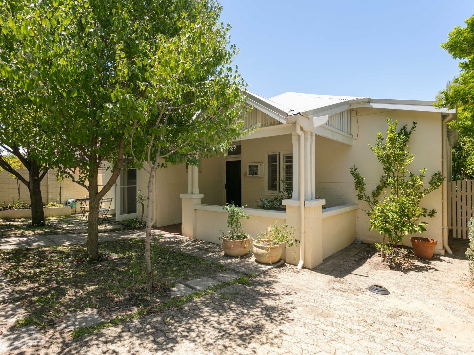 32 Kanimbla Road, Nedlands WA 6009, Nedlands - Thumbnail 2