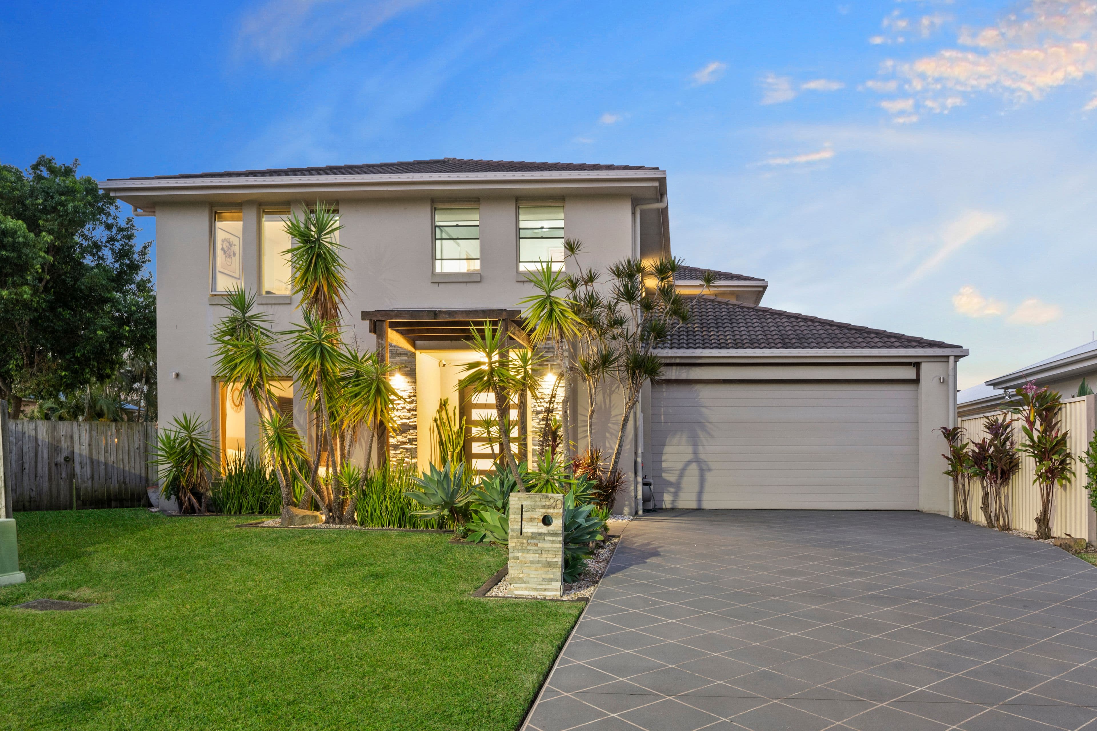 20 Darlington Close, Carseldine QLD 4034, Carseldine - Thumbnail 2