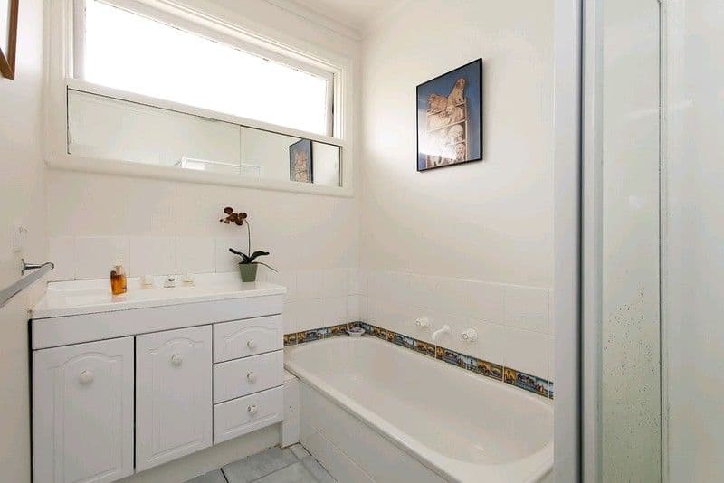 3 Ozone Road, BAYSWATER VIC 3153, Bayswater - Thumbnail 8