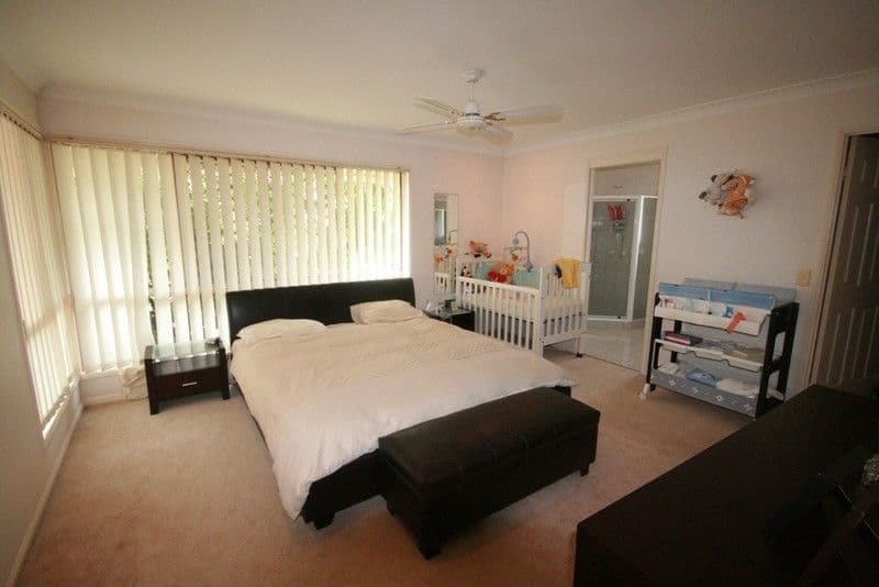 8 Staffa Close, MERRIMAC QLD 4226, Merrimac - Thumbnail 7