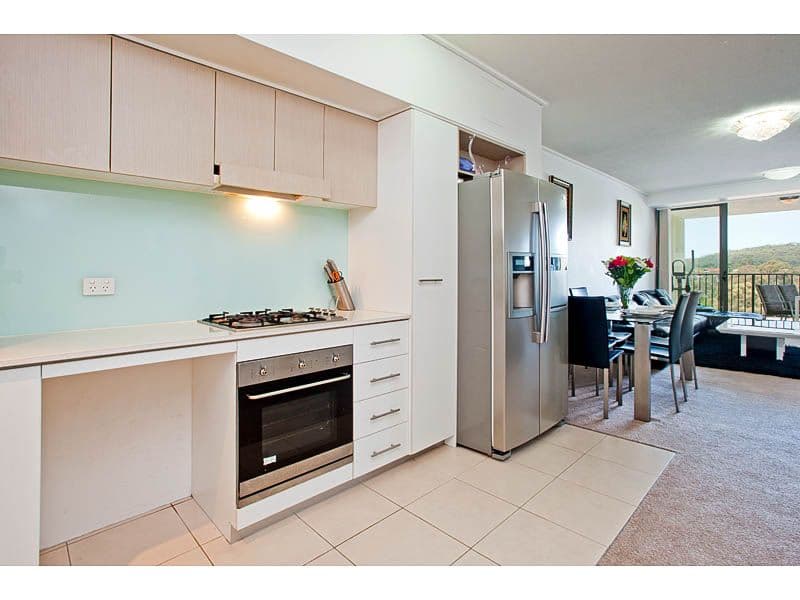 16 Surbiton Court, CARINDALE QLD 4152, Carindale - Thumbnail 5