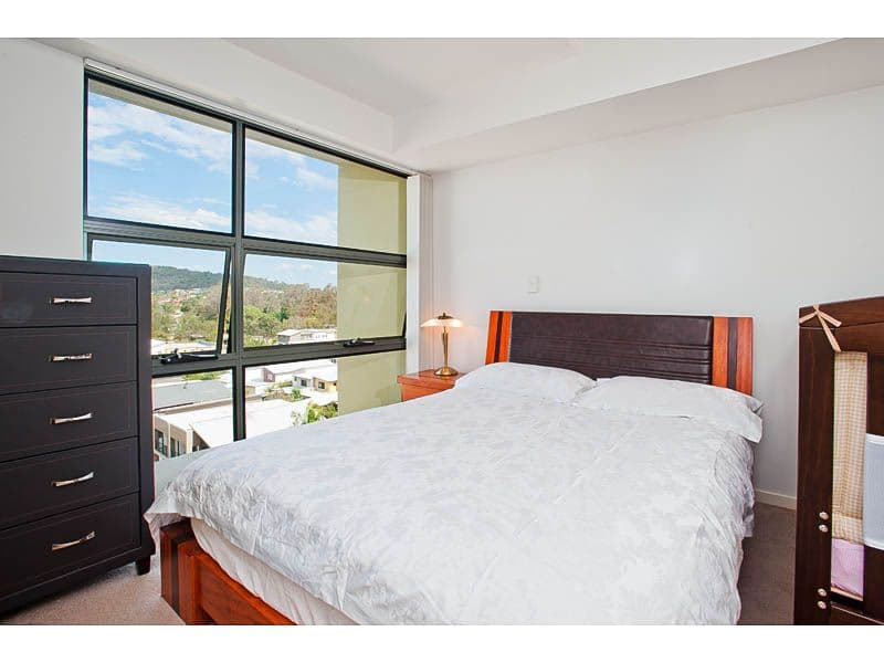 16 Surbiton Court, CARINDALE QLD 4152, Carindale - Thumbnail 8