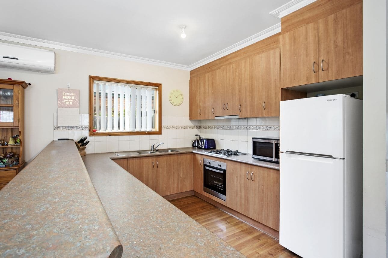 8 Francis Court, Lara VIC 3212, Lara - Thumbnail 3