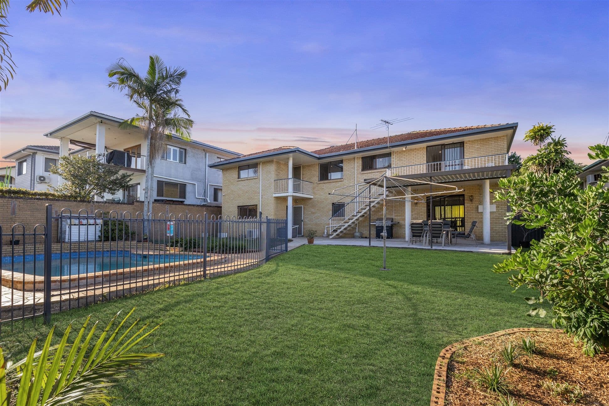 16 SAUTERNE Street, Carseldine QLD 4034, Carseldine - Thumbnail 2