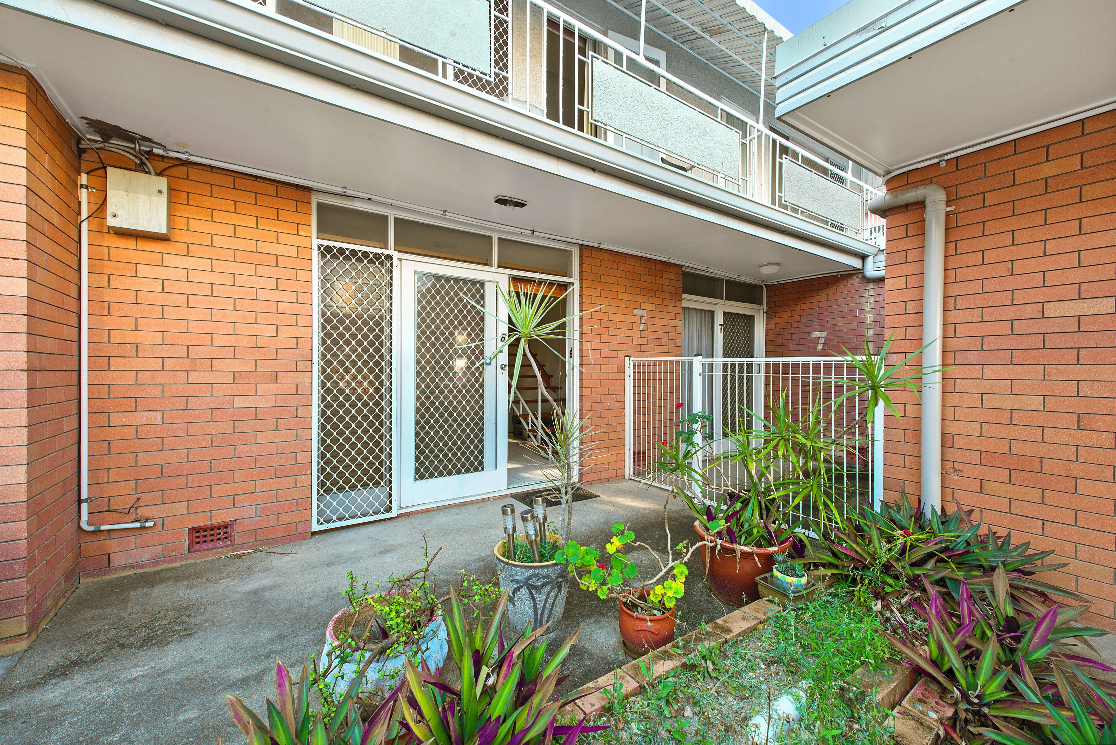 10 Stanhill Drive, Surfers Paradise QLD 4217, Surfers Paradise - Thumbnail 6