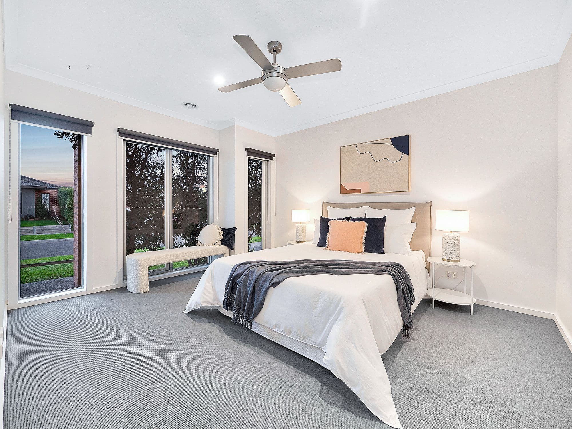 13 Gelderland Drive, Clyde North VIC 3978, Clyde North - Thumbnail 3