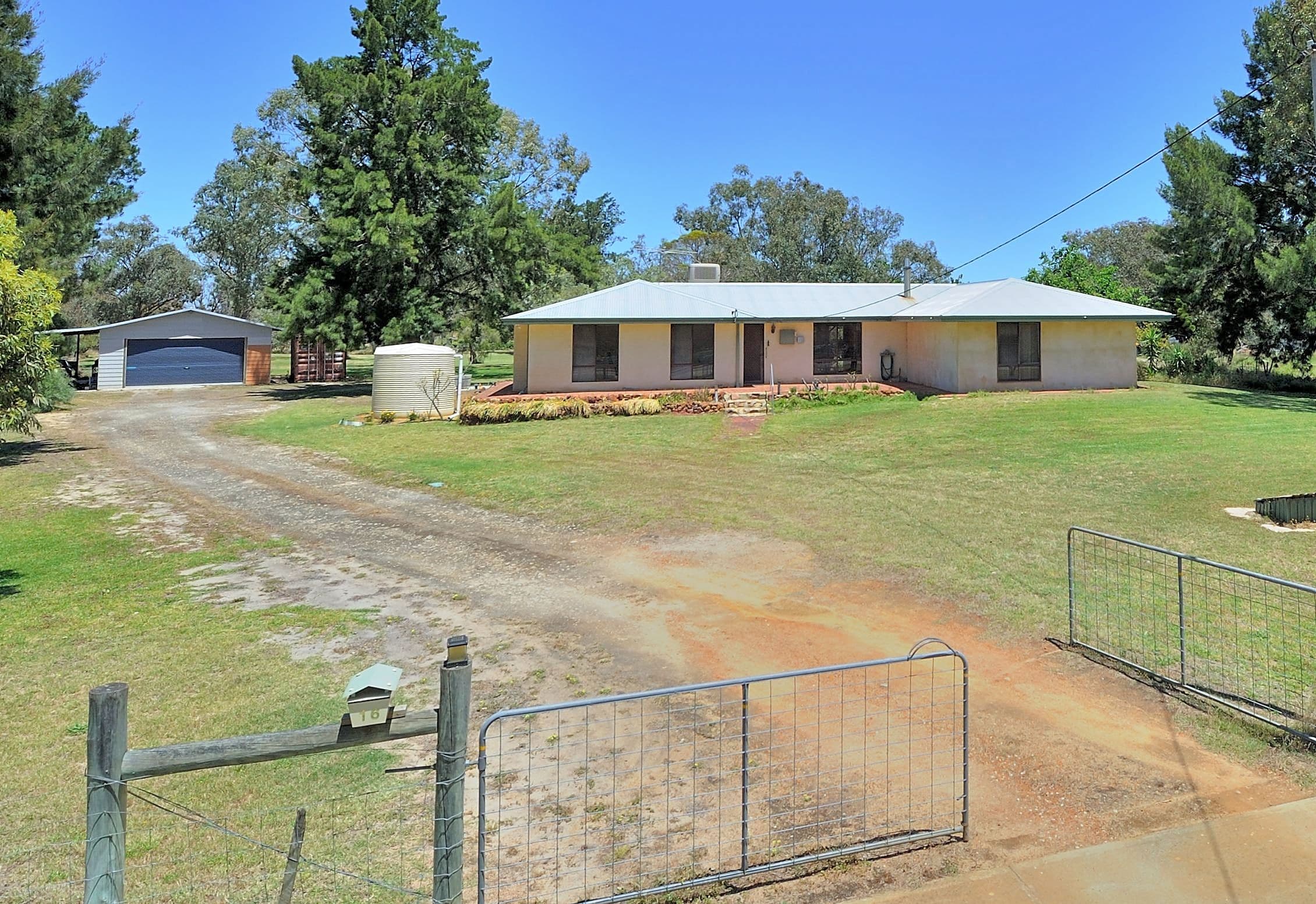 16 Deanhead Street, Bullsbrook WA 6084, Bullsbrook - Thumbnail 2