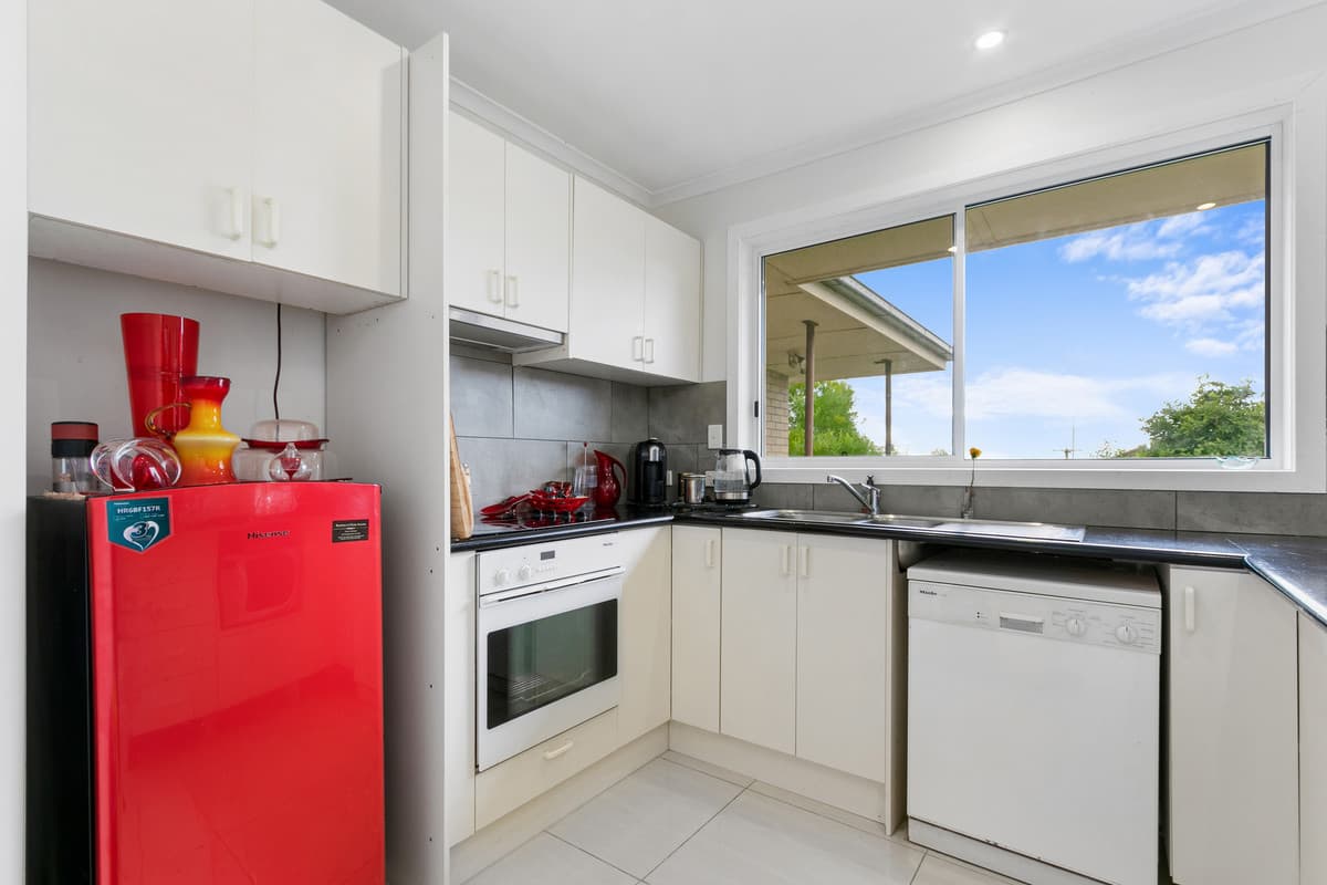 76 McDonald Way, CHURCHILL VIC 3842, Churchill - Thumbnail 6
