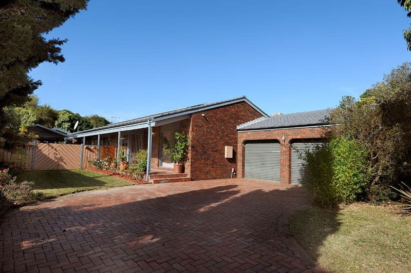 17 Stockdale Close, FERNTREE GULLY VIC 3156, Ferntree Gully - Image 1