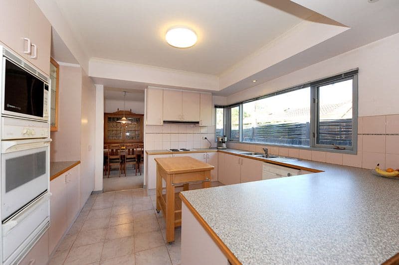 17 Stockdale Close, FERNTREE GULLY VIC 3156, Ferntree Gully - Thumbnail 4