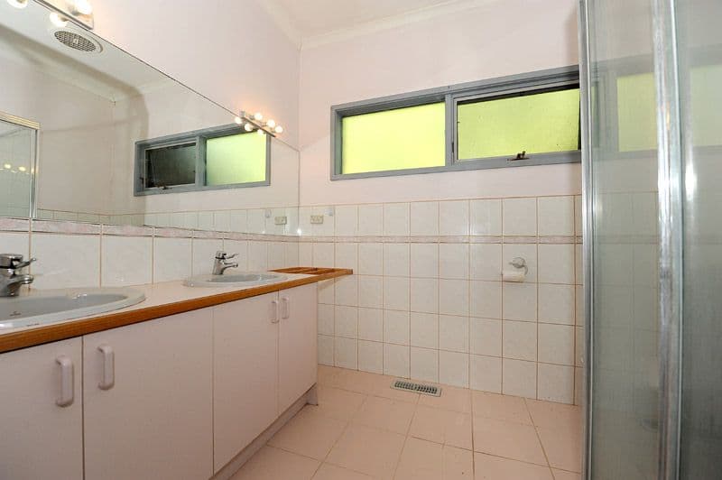 17 Stockdale Close, FERNTREE GULLY VIC 3156, Ferntree Gully - Thumbnail 7