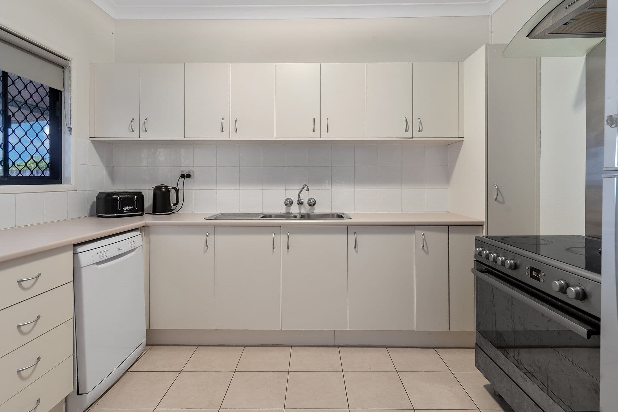 6 Mitre Street, Holmview QLD 4207, Holmview - Thumbnail 7
