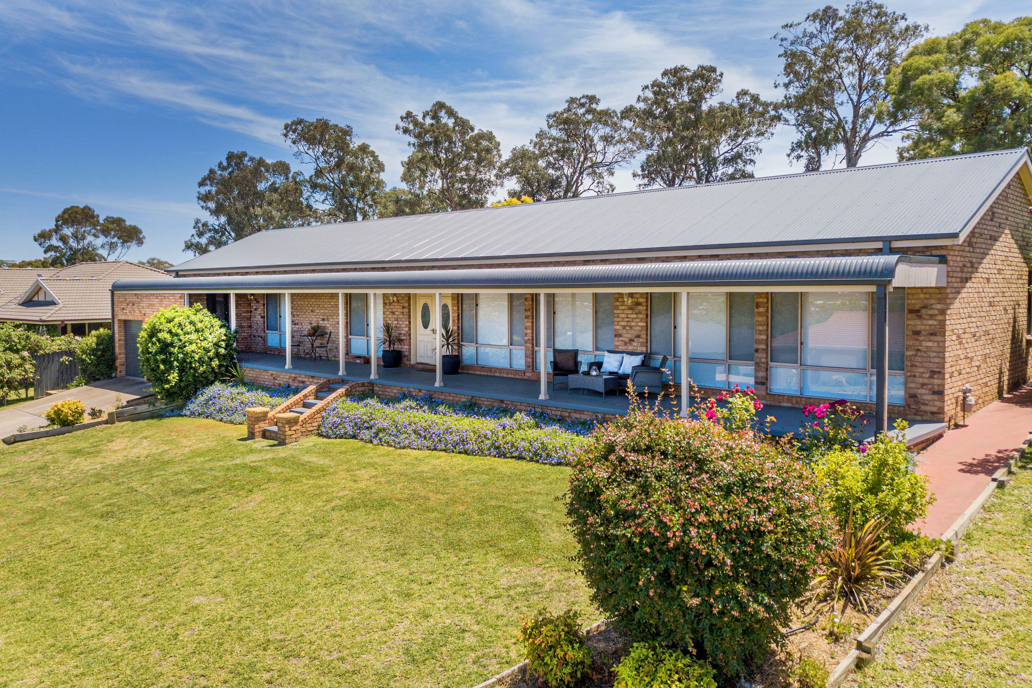 8 Banksia Close, Cowra NSW 2794, Cowra - Image 1