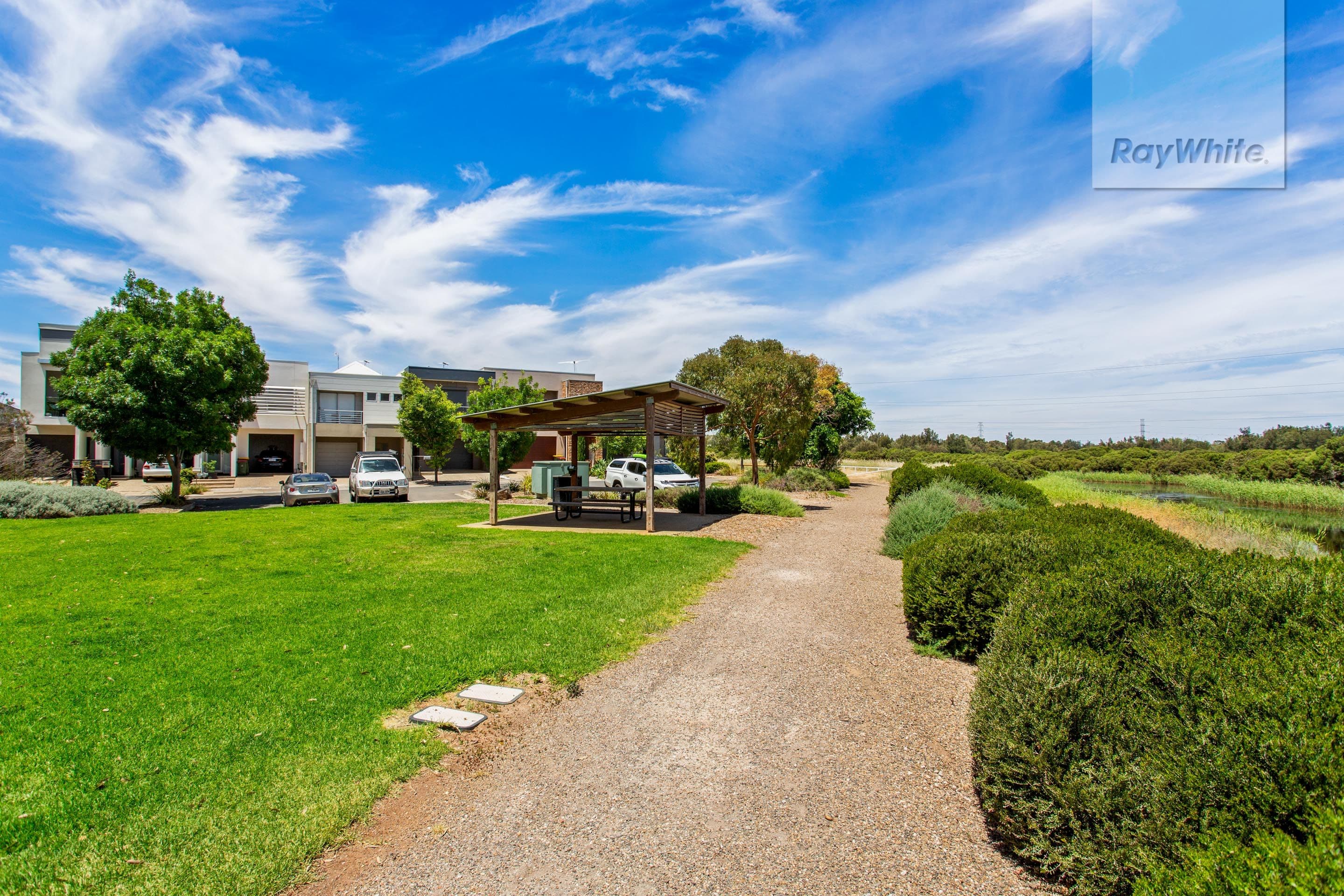 38 Broadwater Crescent, Mawson Lakes SA 5095, Mawson Lakes - Thumbnail 2