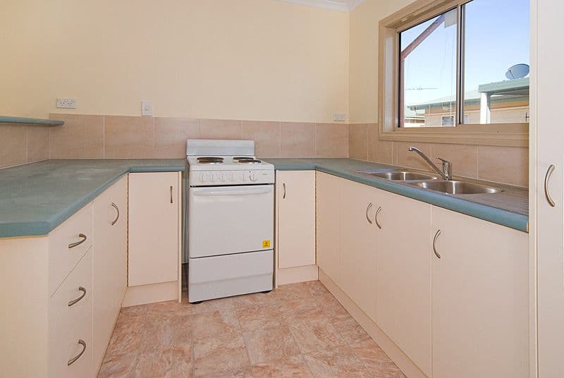 2 Matthew Court (Off Phillips St), MURRAY BRIDGE SA 5253, Murray Bridge - Thumbnail 4