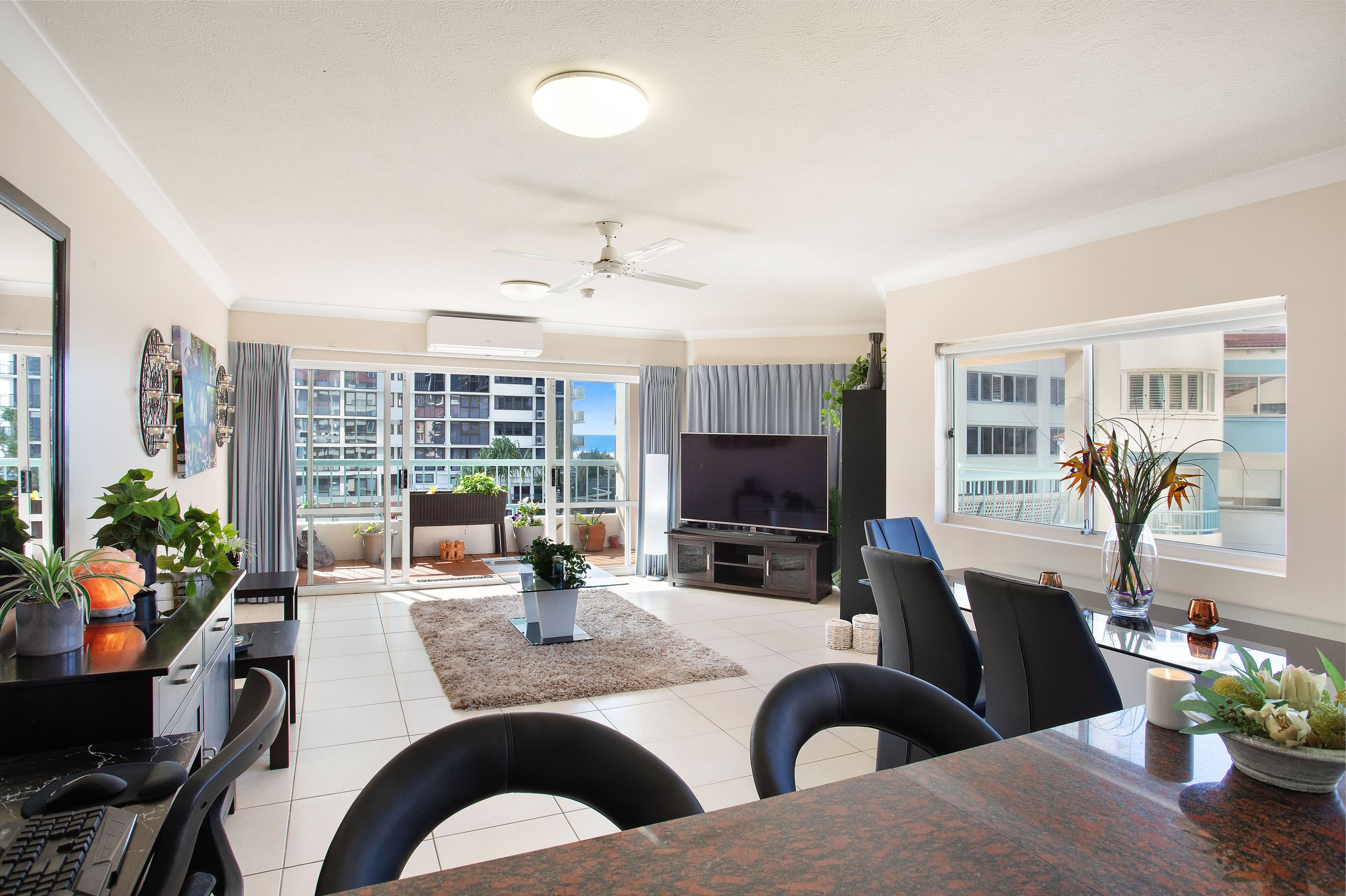 26 Old Burleigh Road 'Paros on the Beach', Surfers Paradise QLD 4217, Surfers Paradise - Thumbnail 4