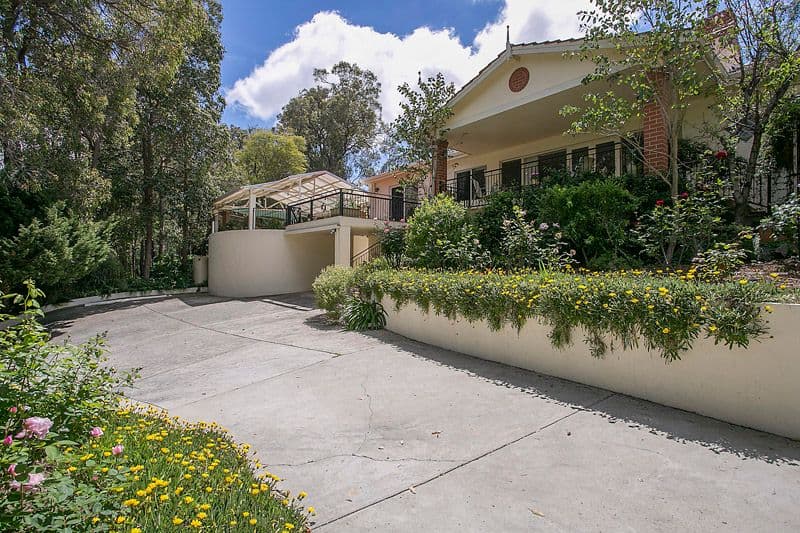 9 Davies Crescent, Gooseberry Hill WA 6076, Gooseberry Hill - Thumbnail 2