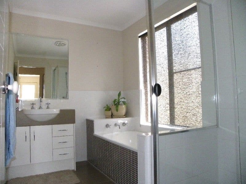 4 Chantilly Court, LOGANLEA QLD 4131, Loganlea - Thumbnail 7