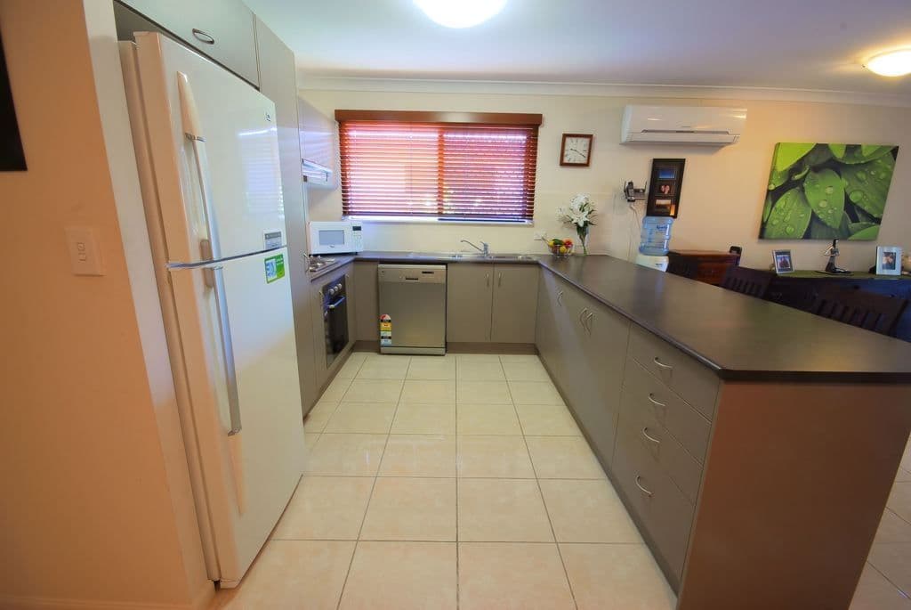 7 Littabella Place, BUSHLAND BEACH QLD 4818, Bushland Beach - Thumbnail 5