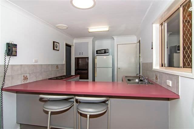 6 Catherine Crescent, KINGSTHORPE QLD 4400, Kingsthorpe - Thumbnail 5