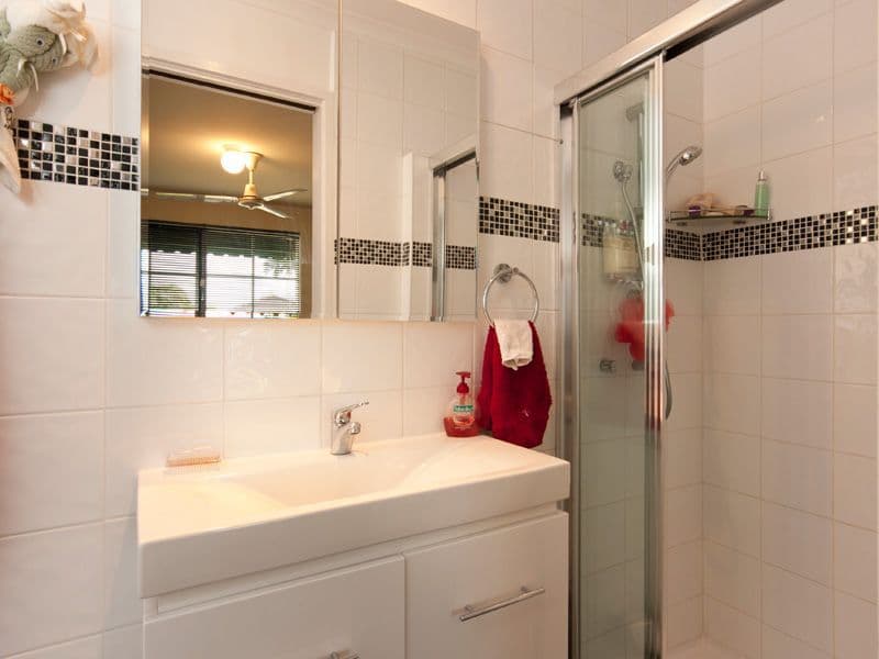 16 Rossiter Avenue, ENDEAVOUR HILLS VIC 3802, Endeavour Hills - Thumbnail 6