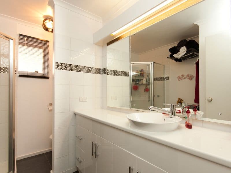 16 Rossiter Avenue, ENDEAVOUR HILLS VIC 3802, Endeavour Hills - Thumbnail 8