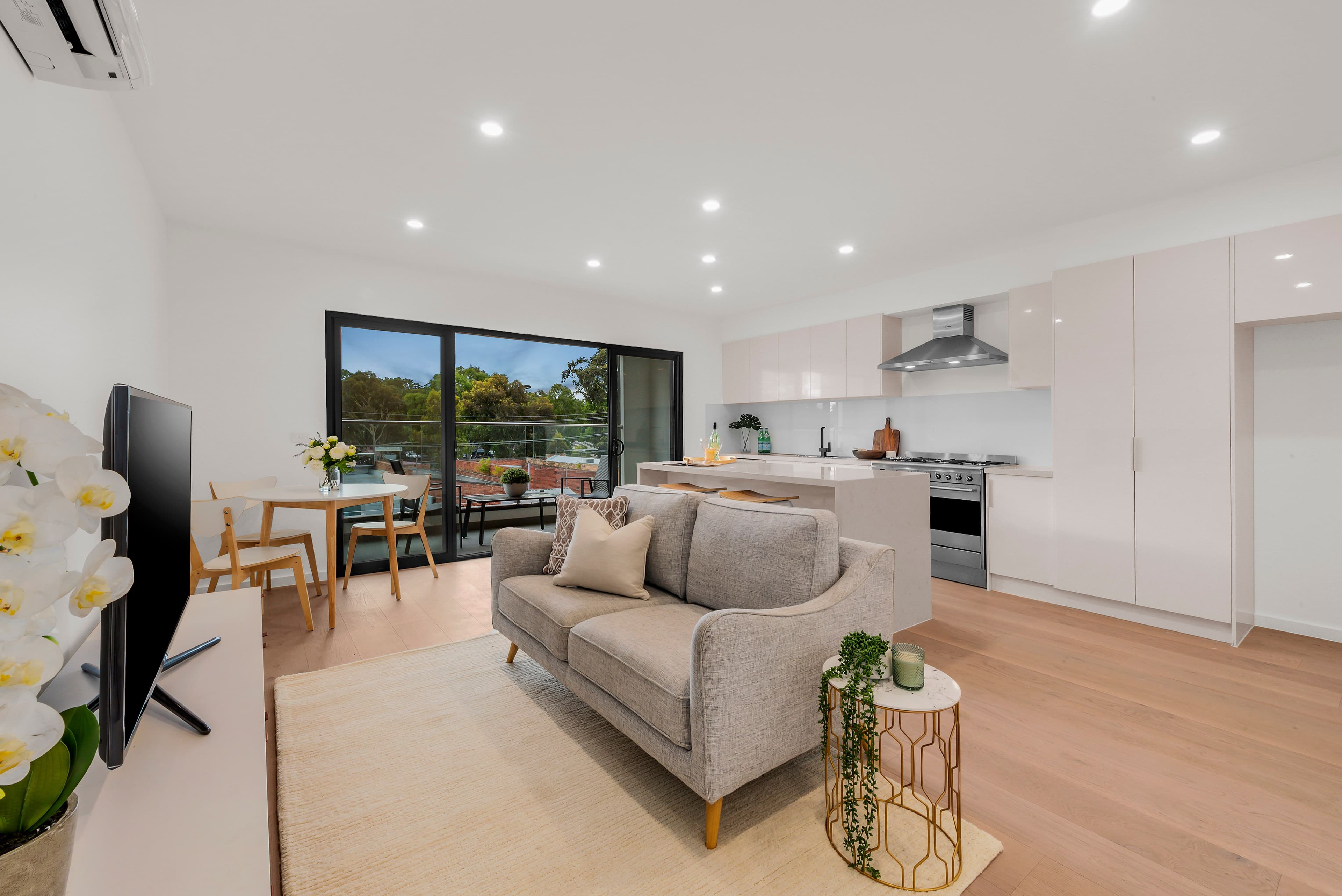 94 Erskine Road, Macleod VIC 3085, Macleod - Thumbnail 3