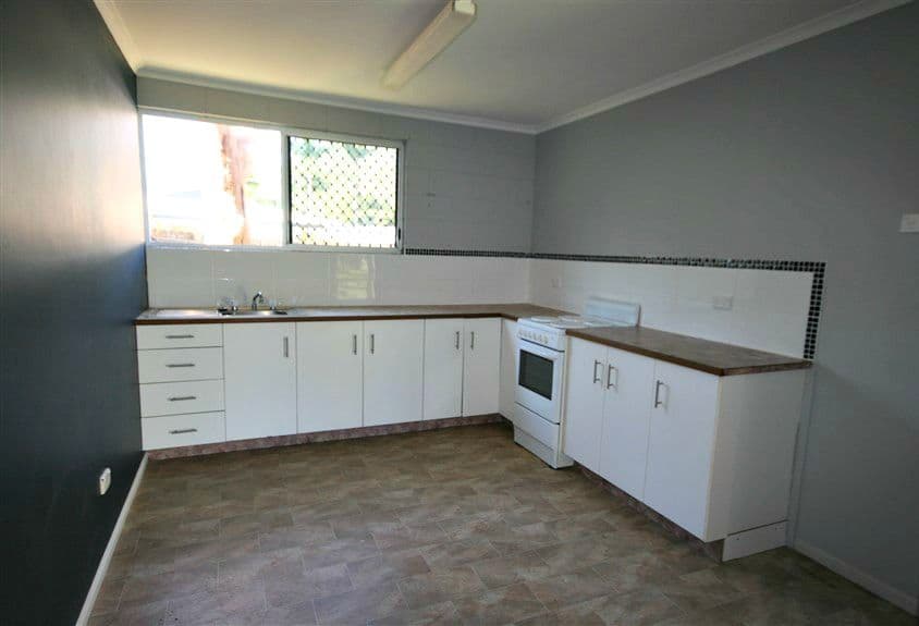 28 Maralyn Avenue, Grasstree Beach QLD 4740, Grasstree Beach - Thumbnail 4