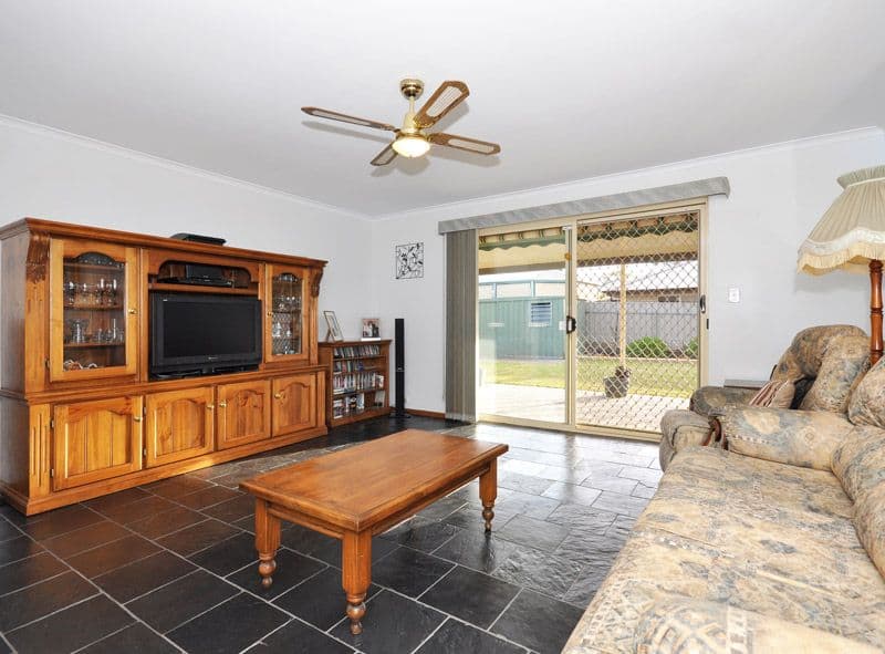 72 Farnsworth Drive, MORPHETT VALE SA 5162, Morphett Vale - Thumbnail 5