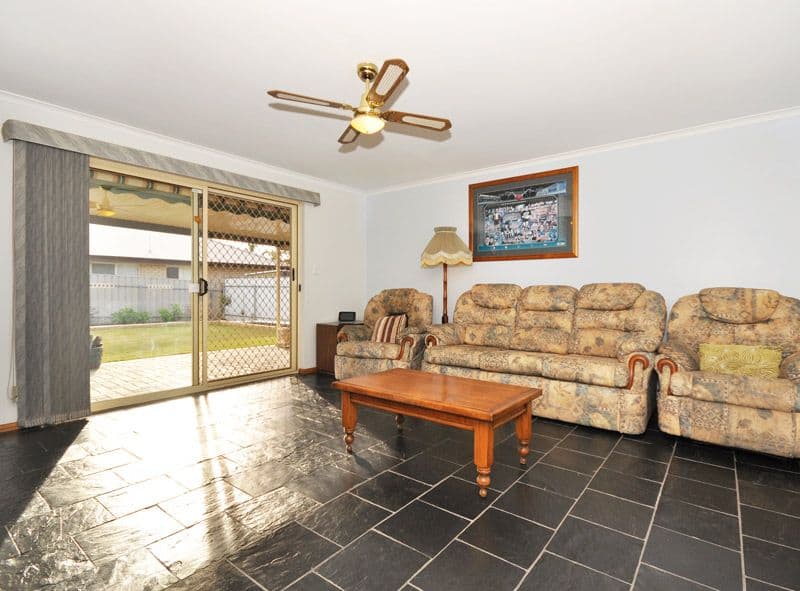 72 Farnsworth Drive, MORPHETT VALE SA 5162, Morphett Vale - Thumbnail 6