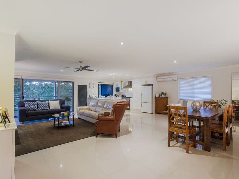5 Lakes End Court, UPPER COOMERA QLD 4209, Upper Coomera - Thumbnail 5