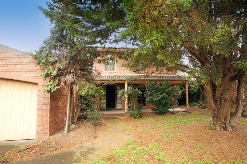 4 Midlothian Place, GLEN WAVERLEY VIC 3150, Glen Waverley - Image 1