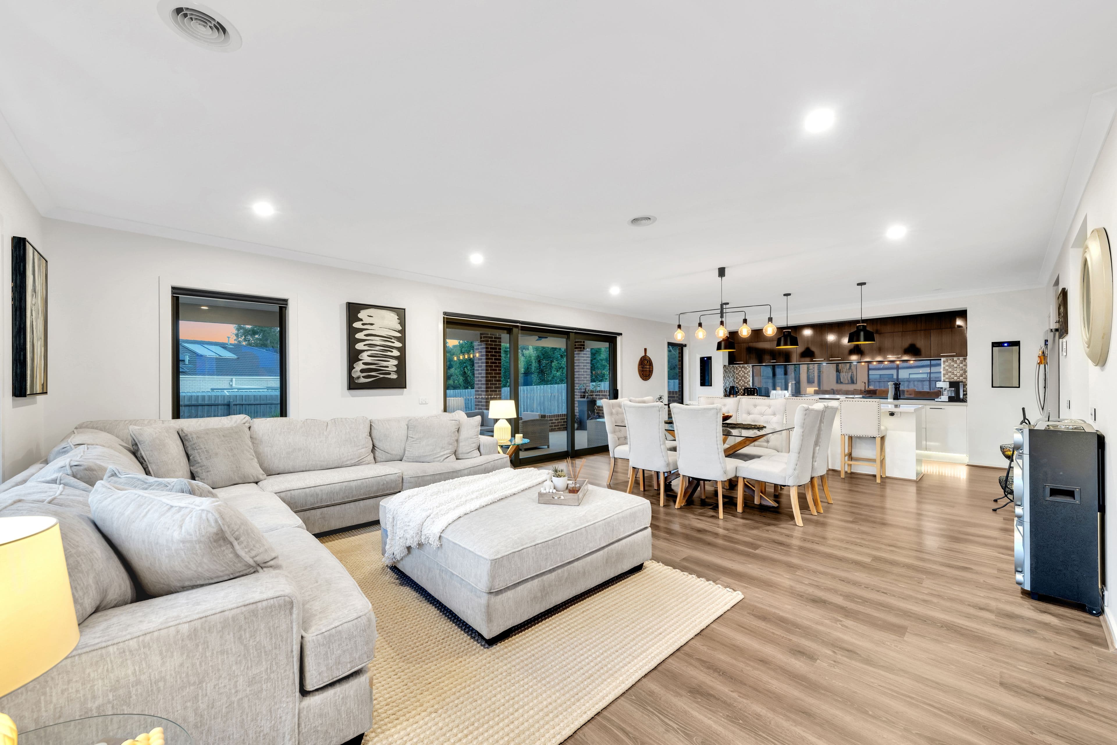 12 Desmond Crescent, Romsey VIC 3434, Romsey - Thumbnail 5