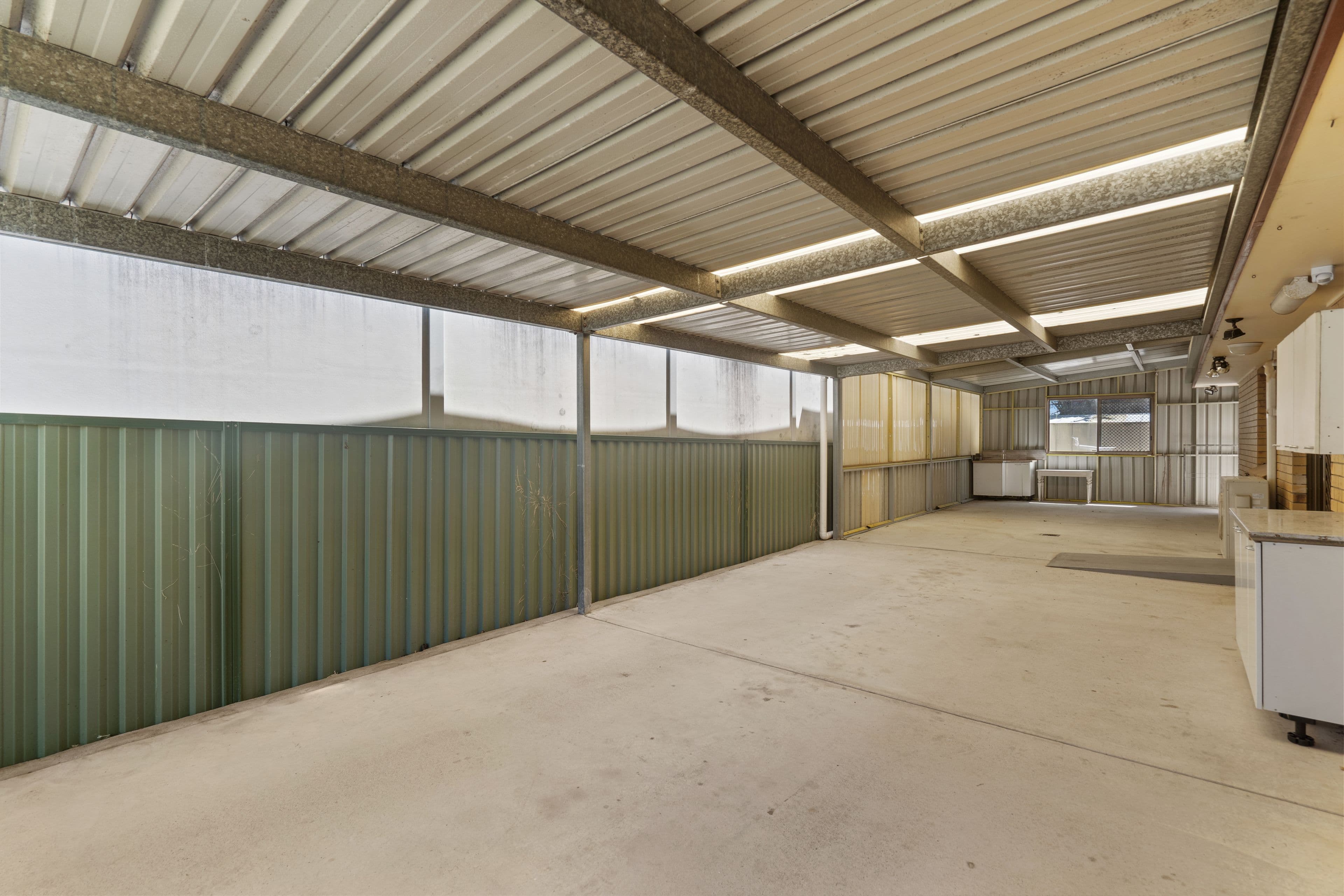 16 Sunbury Street, Birkdale QLD 4159, Birkdale - Thumbnail 2