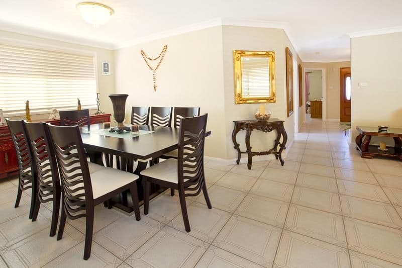 12 Dowding Close, CECIL HILLS NSW 2171, Cecil Hills - Thumbnail 3