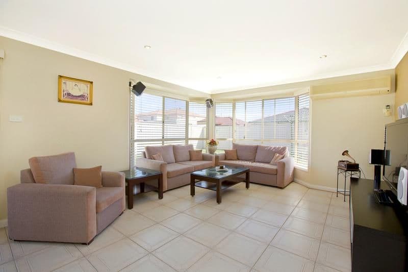 12 Dowding Close, CECIL HILLS NSW 2171, Cecil Hills - Thumbnail 4