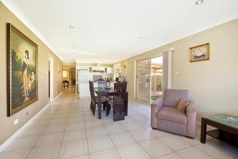 12 Dowding Close, CECIL HILLS NSW 2171, Cecil Hills - Thumbnail 5