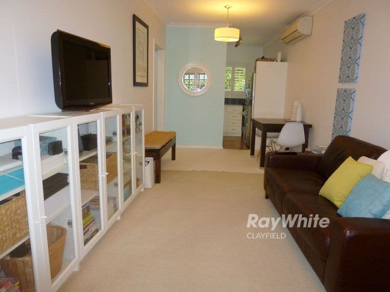 72 Riverton Street, Clayfield QLD 4011, Clayfield - Thumbnail 2