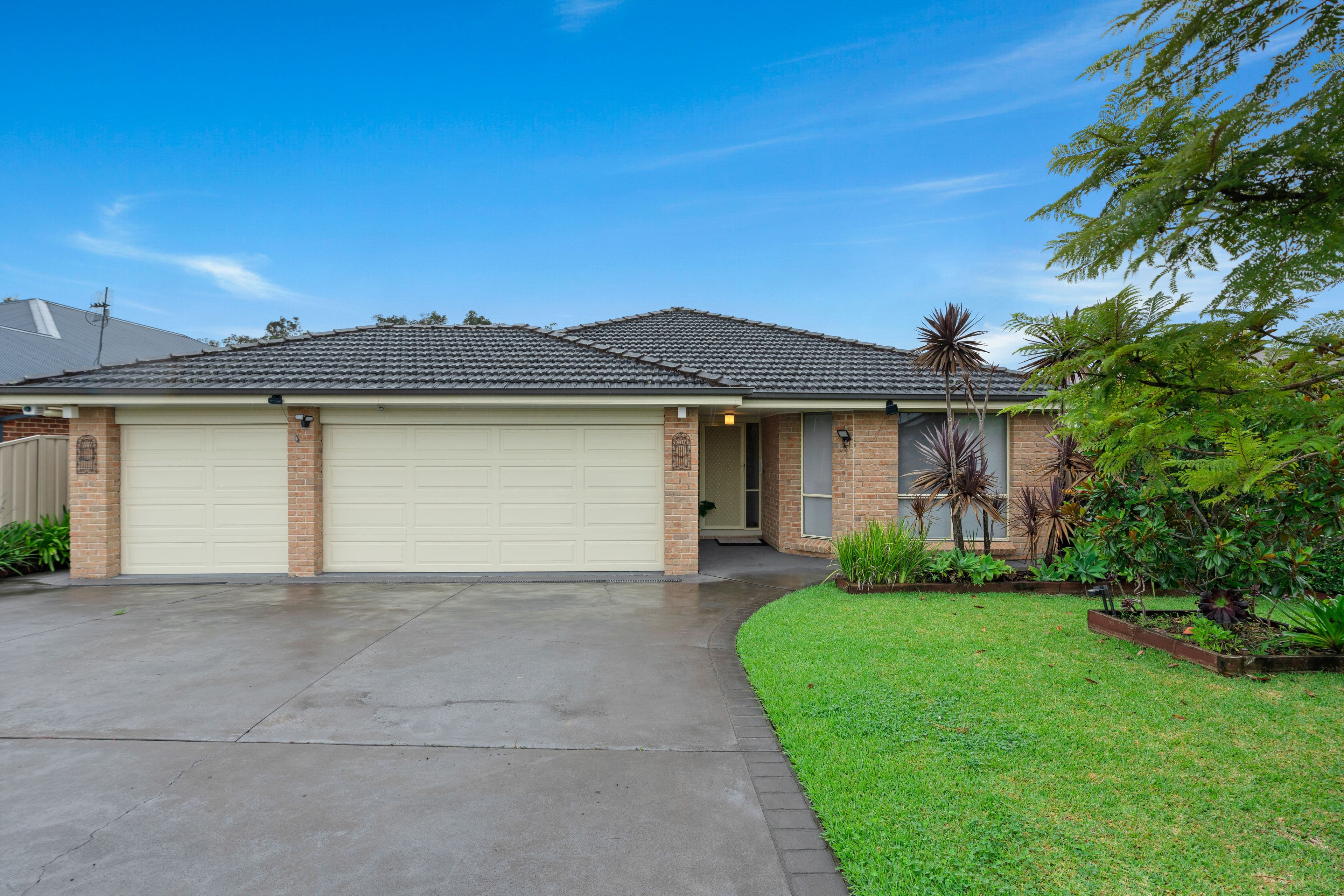 125 Rayleigh Drive, Worrigee NSW 2540, Worrigee - Image 1