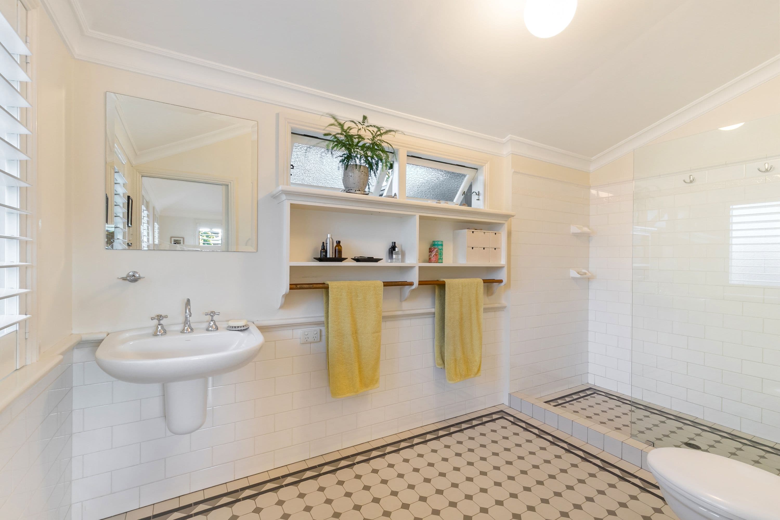 27 Gladstone Street, Indooroopilly QLD 4068, Indooroopilly - Thumbnail 8