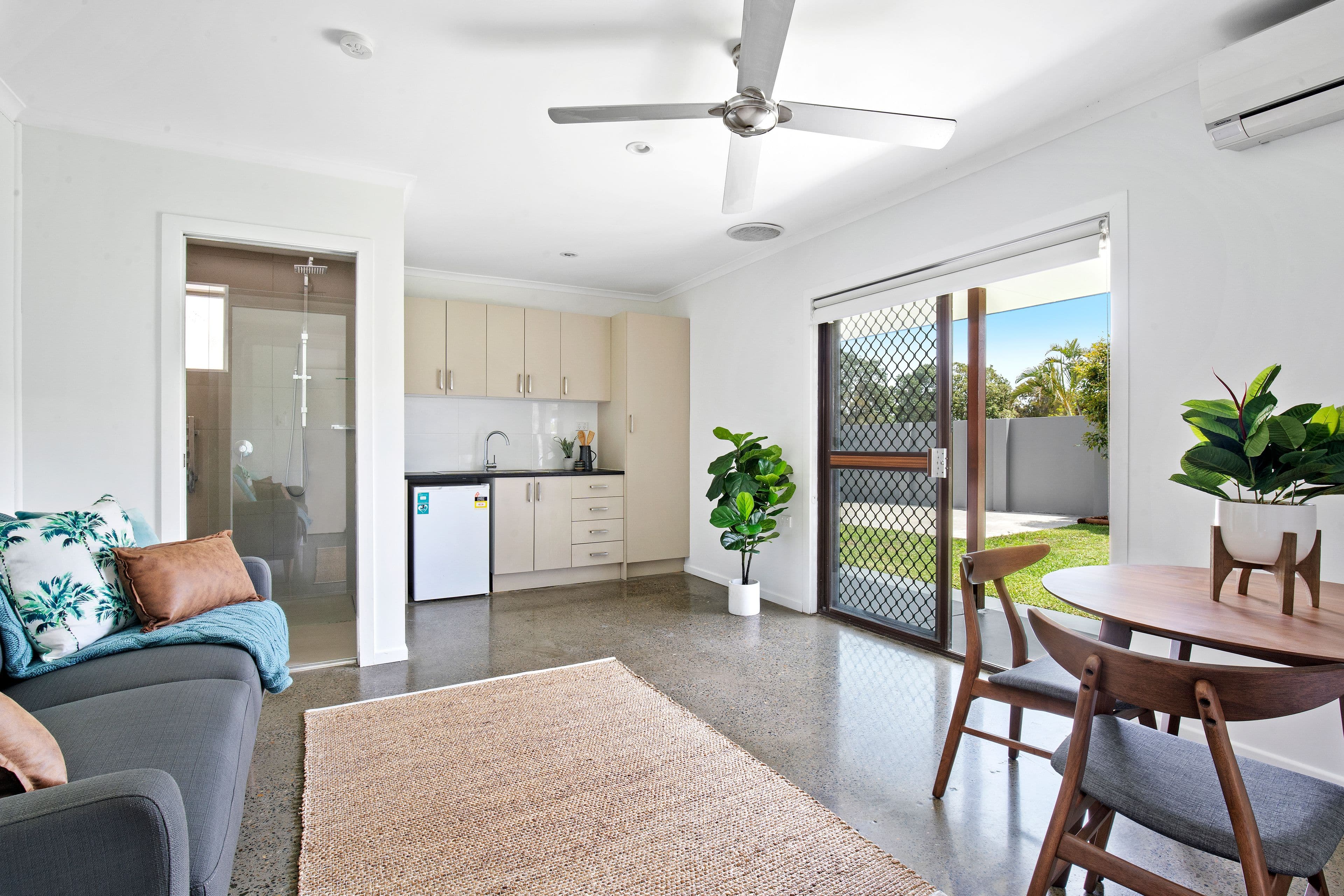 188 Rio Vista Boulevard, Mermaid Waters QLD 4218, Mermaid Waters - Thumbnail 5