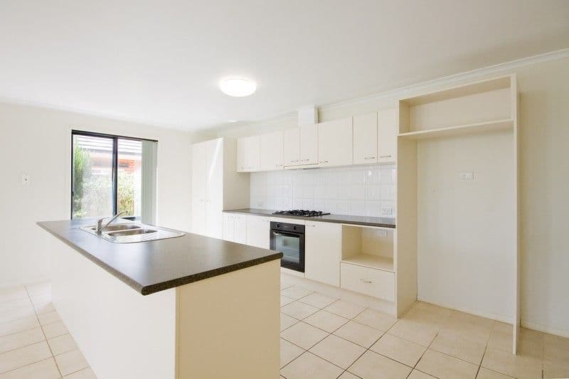 17 Swanbourne Drive, NORTHGATE SA 5085, Northgate - Thumbnail 6