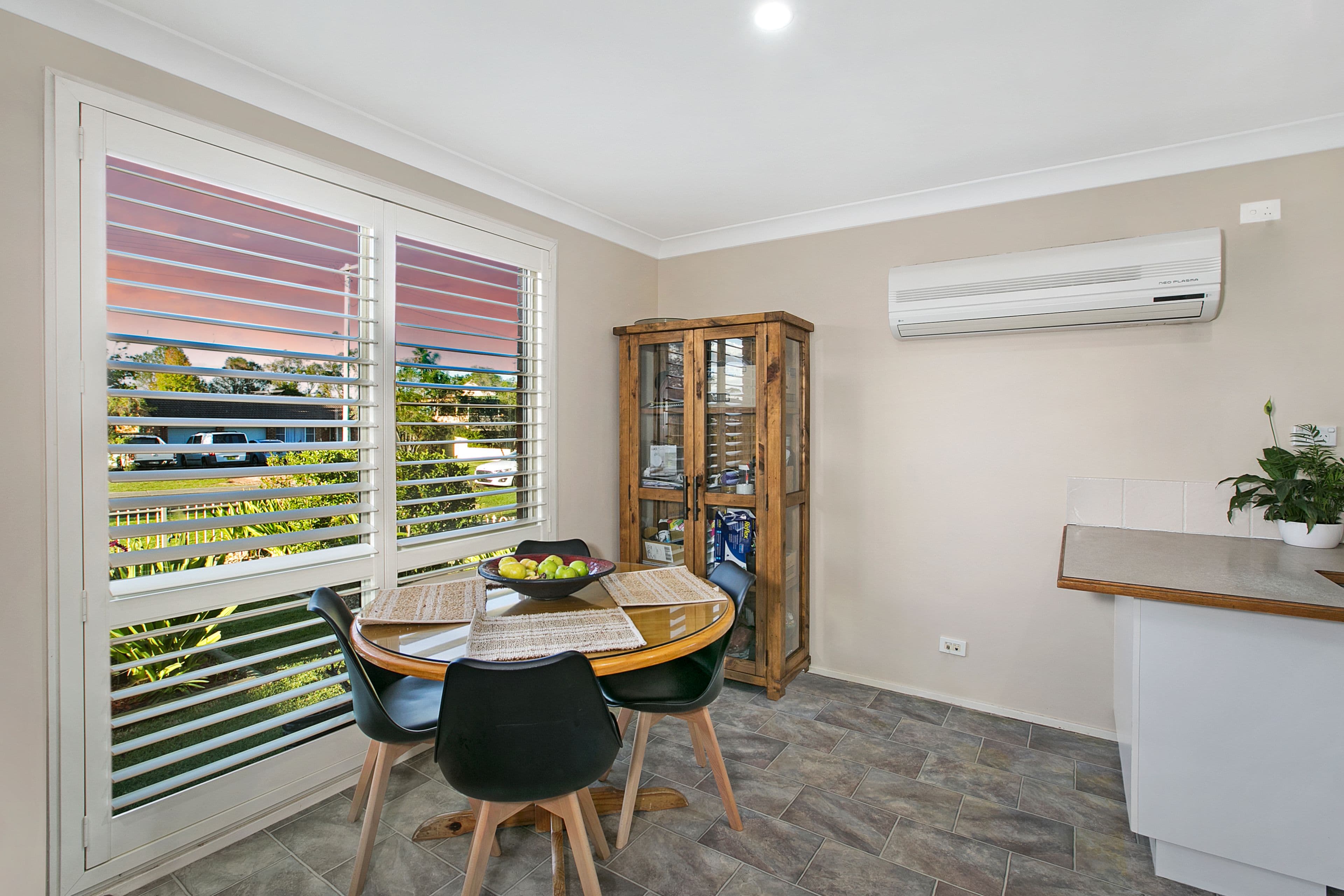 33 Dutton Road, Buxton - Thumbnail 5