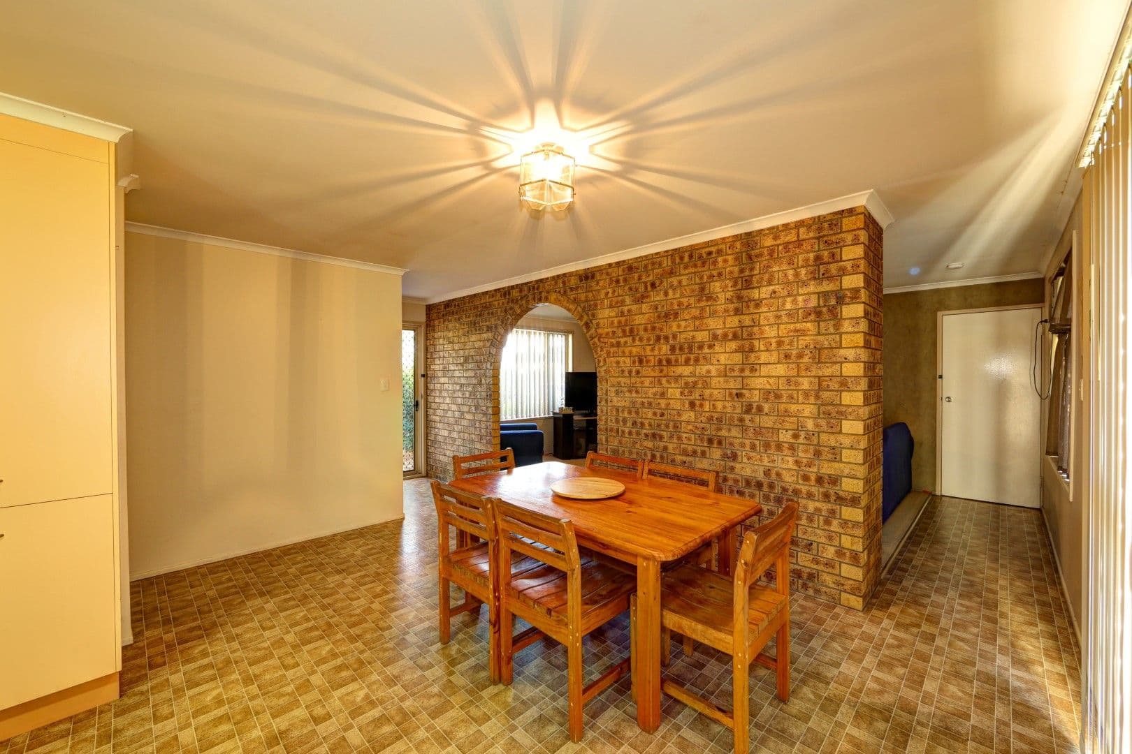 23 Smiths Road, AVOCA QLD 4670, Avoca - Thumbnail 6