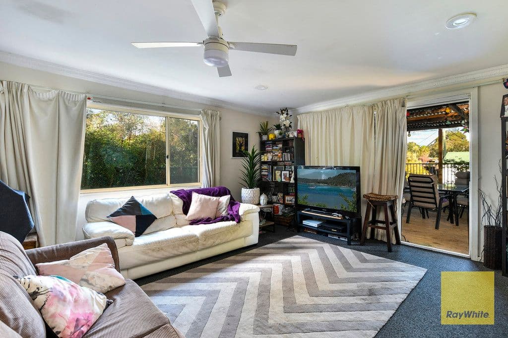 34 Adelaide Avenue, Umina Beach NSW 2257, Umina Beach - Thumbnail 5