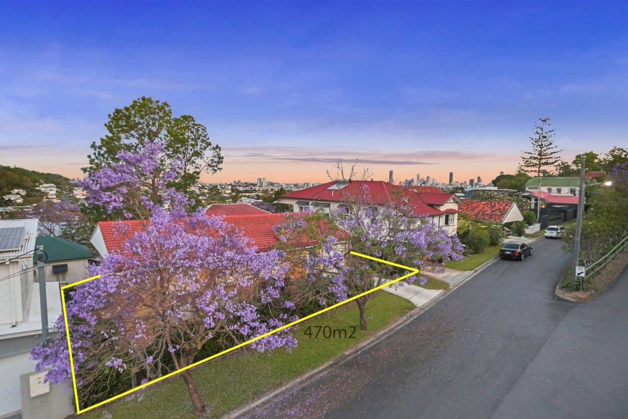 6 Watson Street, Newmarket QLD 4051, Newmarket - Thumbnail 2